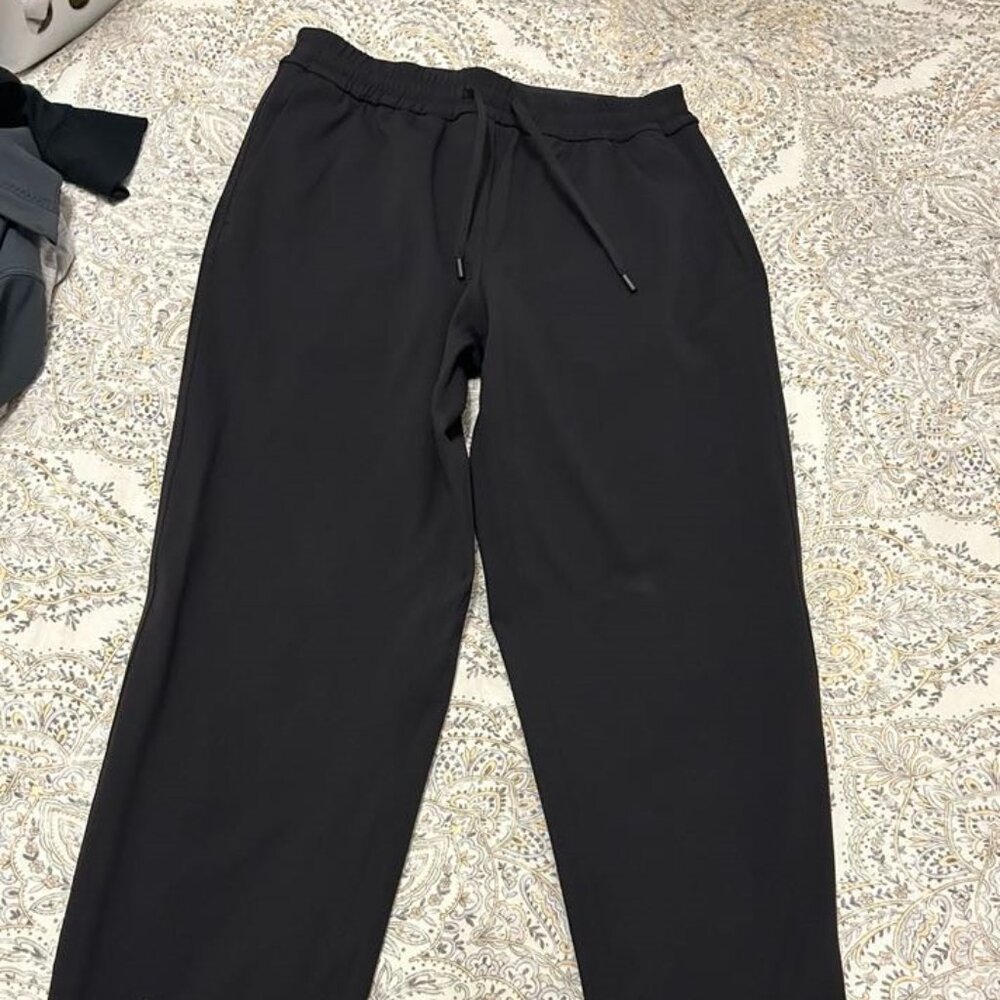 Lululemon Tapered-Leg Mid-Rise Pant Luxtreme 7/8 Length Tall
